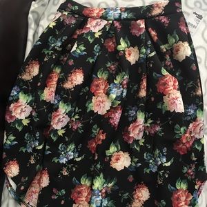 Women’s floral midi skater skirt